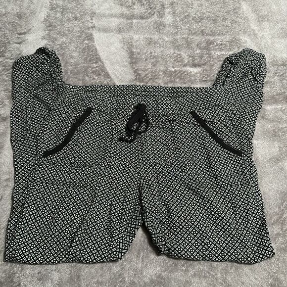 SO Black & White Geometric Pattern Rayon Joggers L - Picture 8 of 9